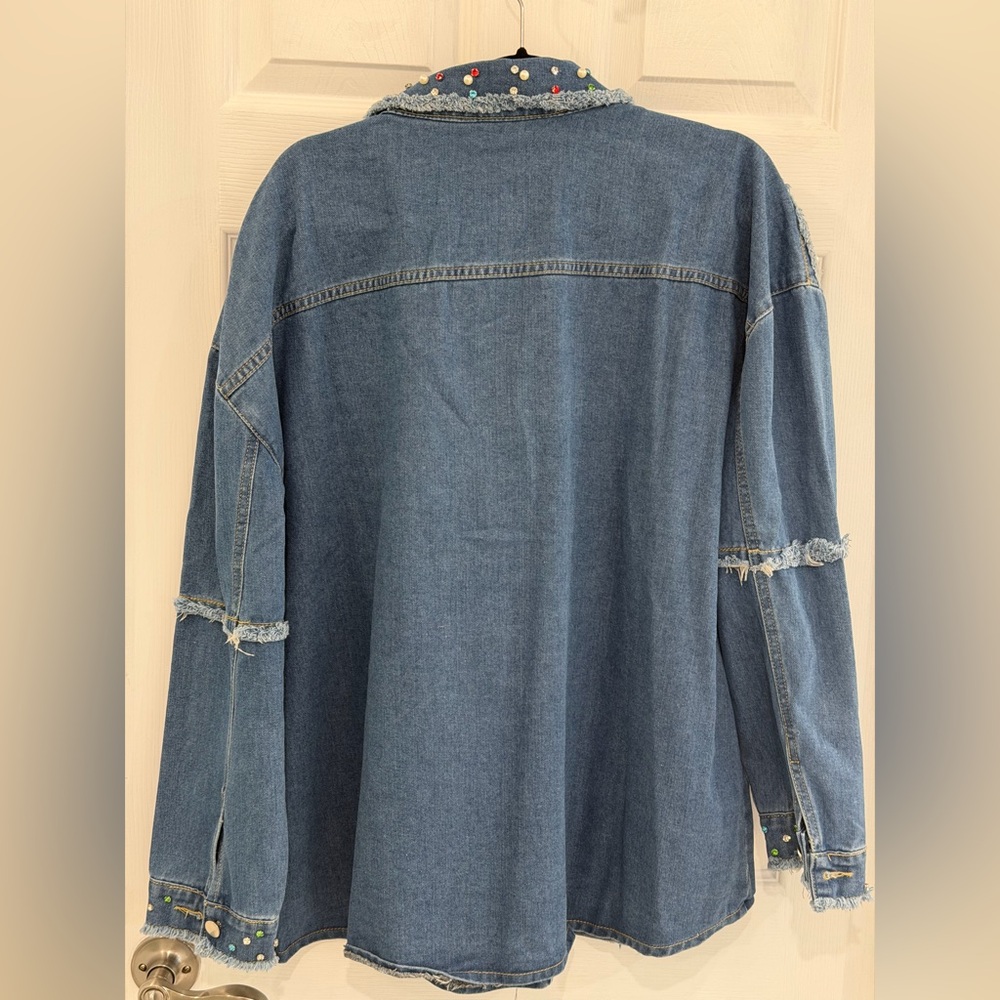 Embellished Blue Jean jacket
New without tags - Picture 3 of 10